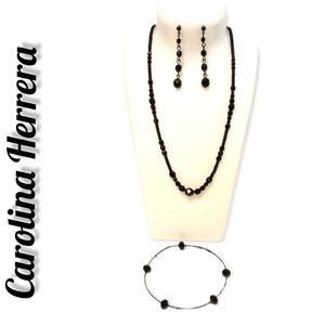 🌻Carolina Herrera Beautiful Woman Necklace Set Black Beaded  😍 🌻